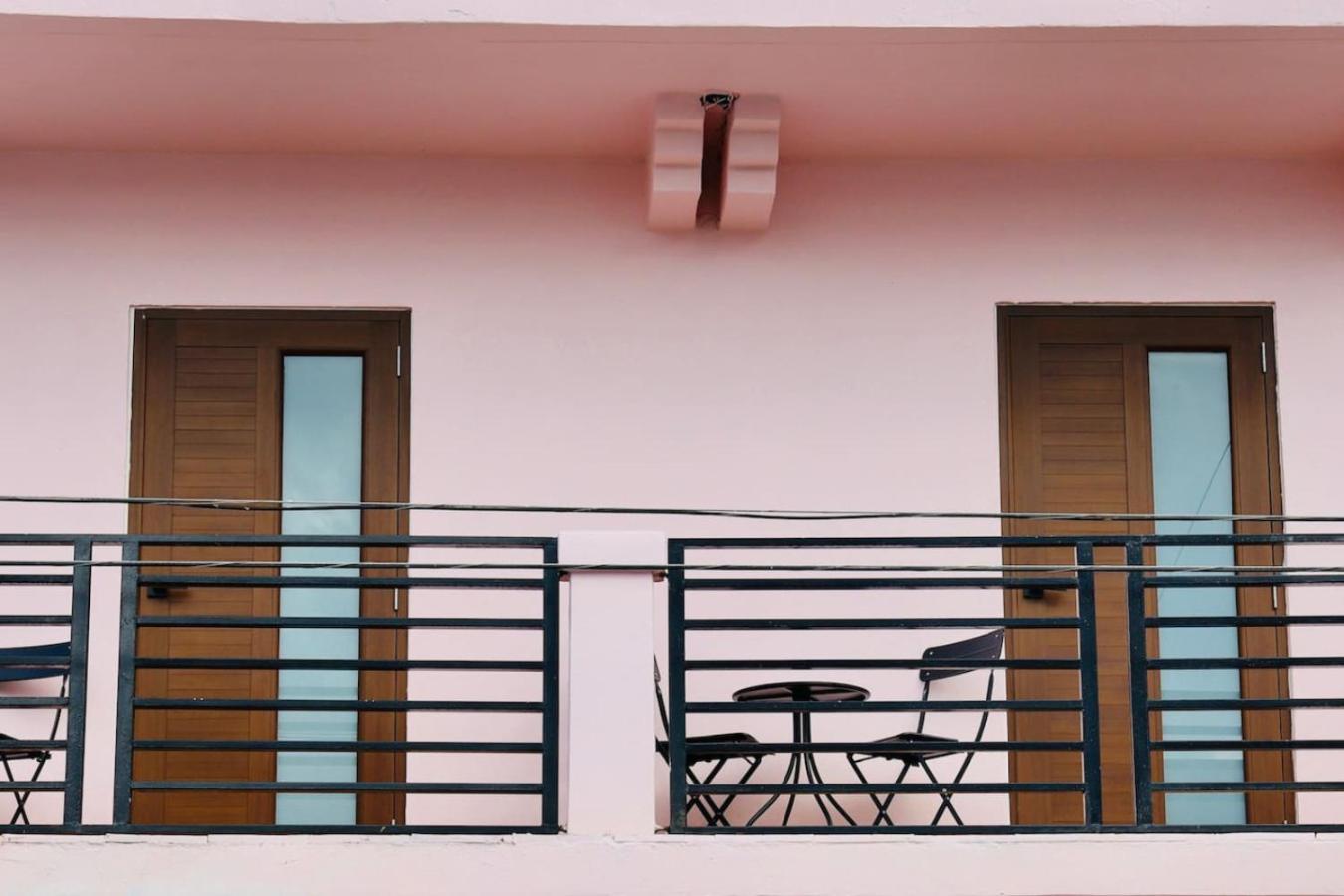 Hotel 11 Balcony Bliss In Creative Santurce