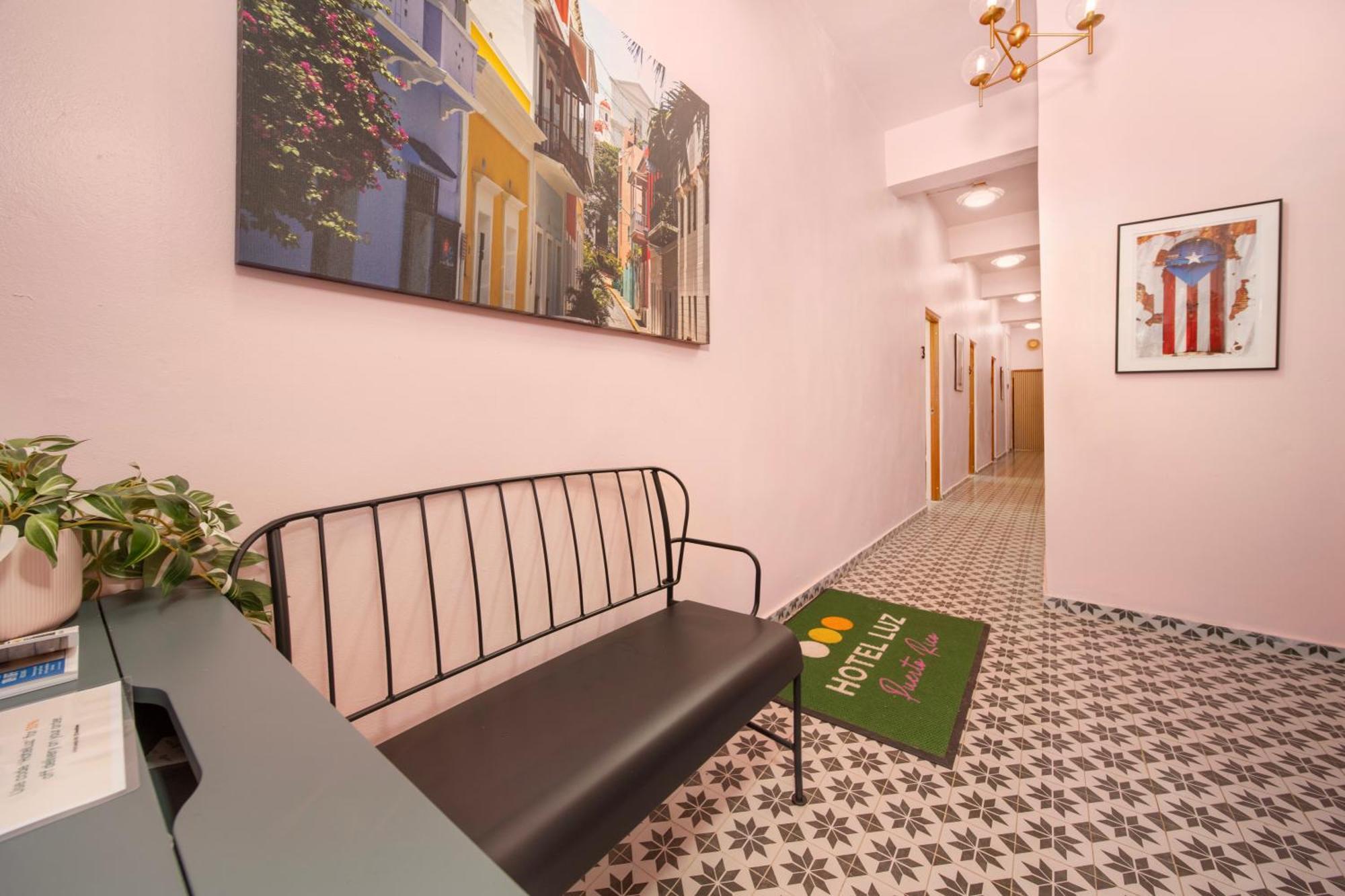 Hotel 11 Balcony Bliss In Creative Santurce *