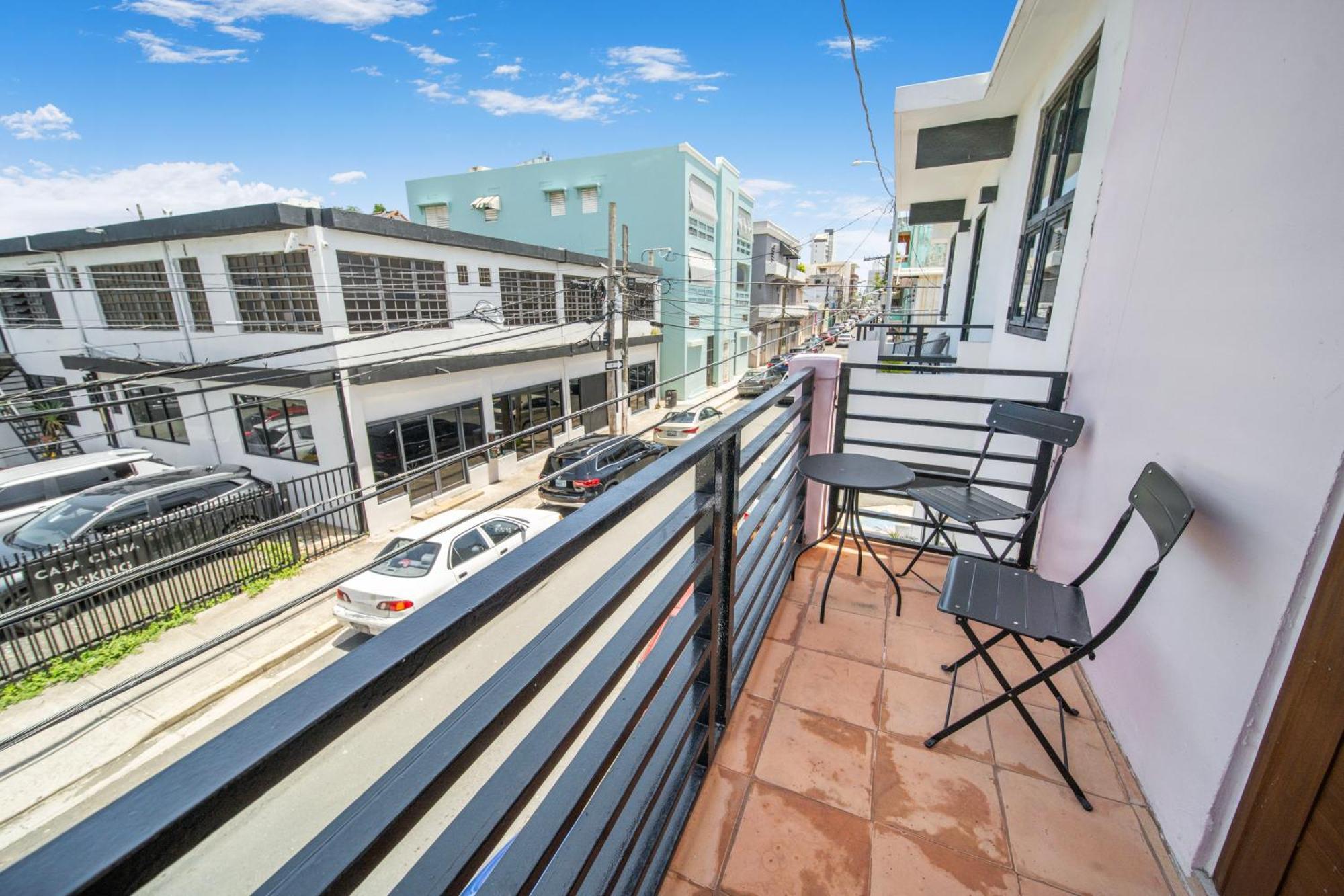 Hotel 11 Balcony Bliss In Creative Santurce